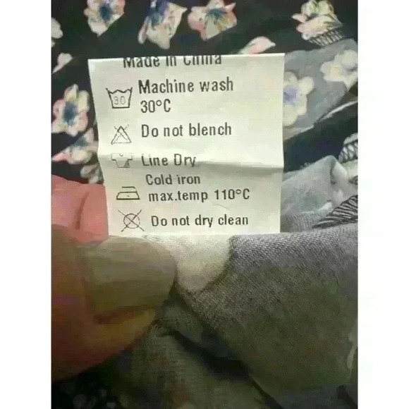 Aphratti V-Neck Spaghetti Strap Wrap Dress Floral NWT Size XXL - Picture 12 of 12